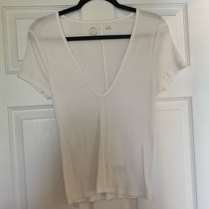 Urban Outfitters deep v neck tee, Size XL